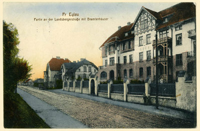 еще один вид Ландсбергерштрассе с административным зданием