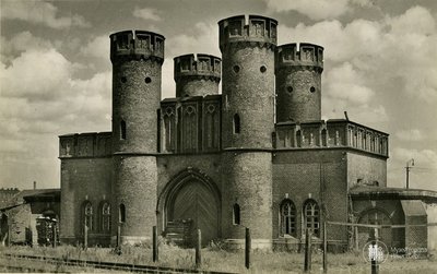 фридрихсбургские ворота 1935.jpg