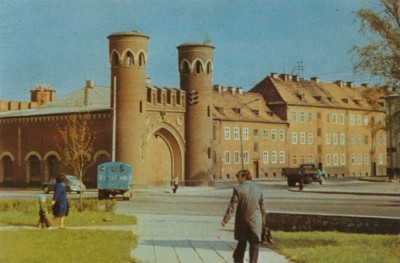 закхаймские ворота 1980.jpg